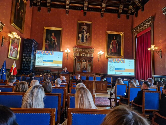 O projekcie BKL na konferencji OECD