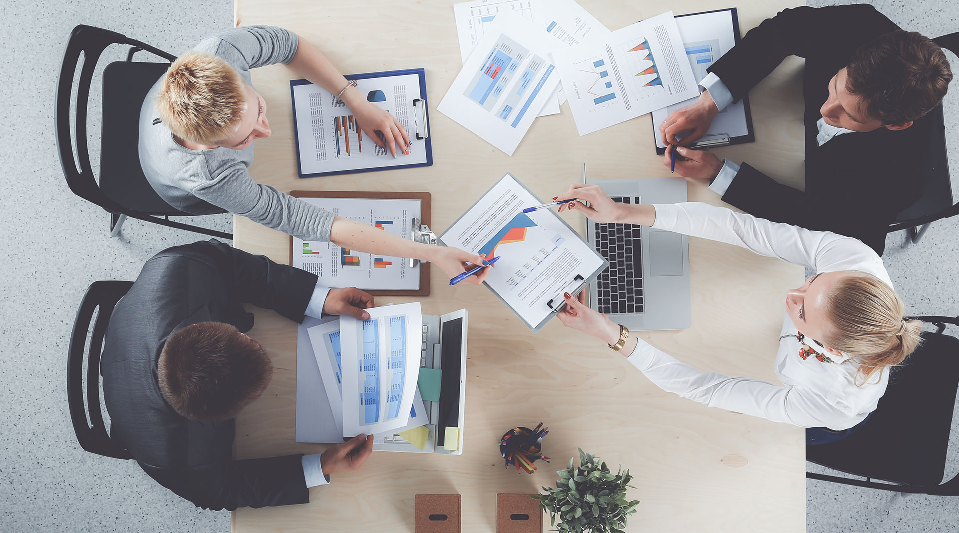 Ogłoszono konsultacje społeczne w sprawie Apply AI Strategy