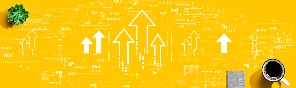 Grafika ze strzałkami w górę na żótym tle.