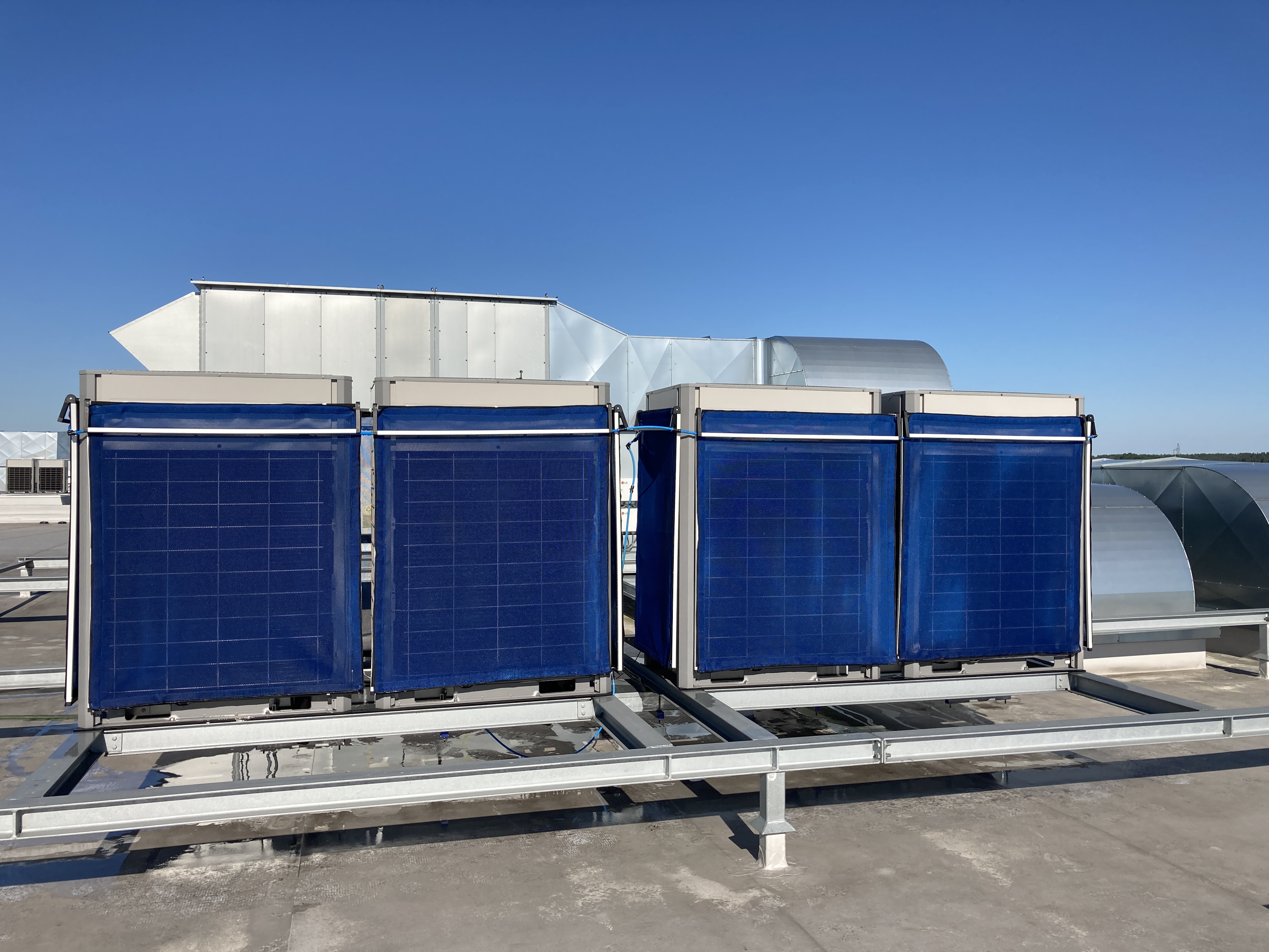 system chłodzenia  przedstawiony za pomocą urządzeń 